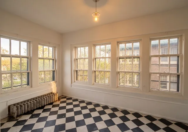Photo 3 of Condo for sale at 953 E Hyde Park Blvd #3, Chicago, IL 60615 | MLS# 12703894 | Listing updated on 2026-07-21