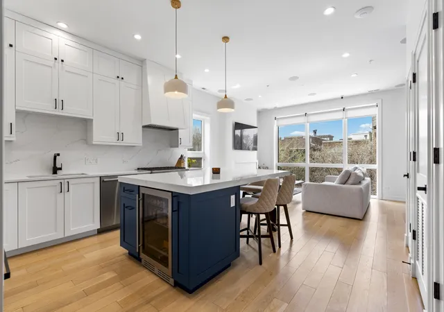 2nd image of 1525 N Bosworth Ave #3S, Chicago, IL 60642 | MLS# 12703900