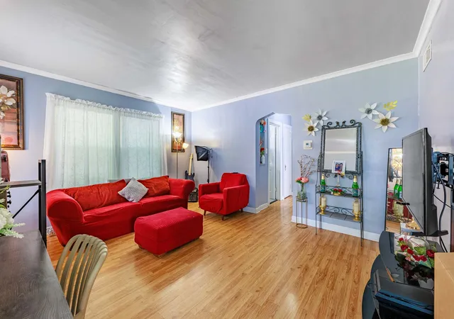 4th image of 389 W 12Th St, Chicago Heights, IL 60411 | MLS# 12703925