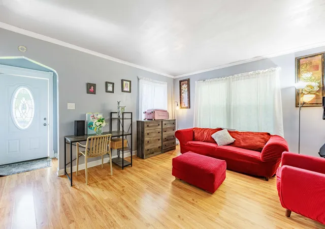 5th image of 389 W 12Th St, Chicago Heights, IL 60411 | MLS# 12703925
