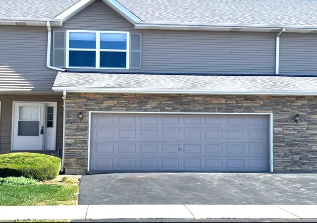 1st image of 1172 Rose Dr, Sycamore, IL 60178 | MLS# 12703954
