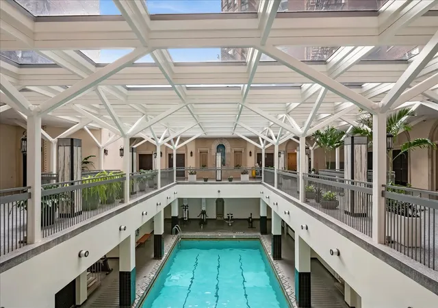 Homes for sale in Chicago, IL | 3750 N Lake Shore Dr #1D, Chicago, IL 60613 | MLS# 12703957