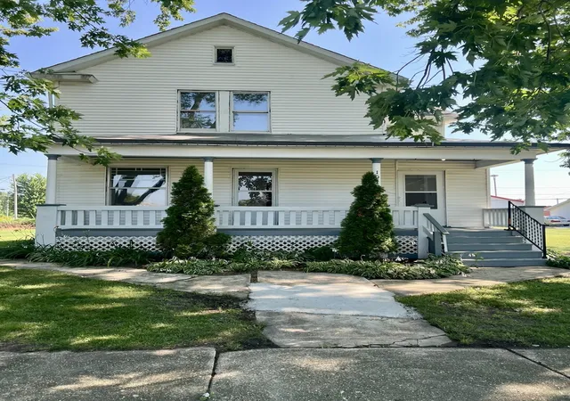 1st image of 107 W Palmer St, Thawville, IL 60968 | MLS# 12703962
