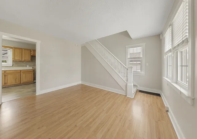 Photo 2 of Single family home for sale at 1012 W 1/2 Lafayette St, Ottawa, IL 61350 | MLS# 12703970 | Listing updated on 2026-09-22