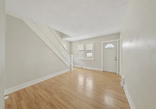 Photo 3 of Single family home for sale at 1012 W 1/2 Lafayette St, Ottawa, IL 61350 | MLS# 12703970 | Listing updated on 2026-09-22