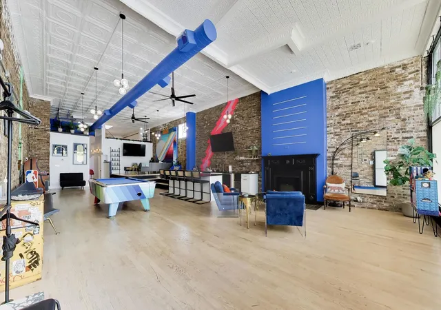 5th image of 815 N Milwaukee Ave, Chicago, IL 60642 | MLS# 12704009