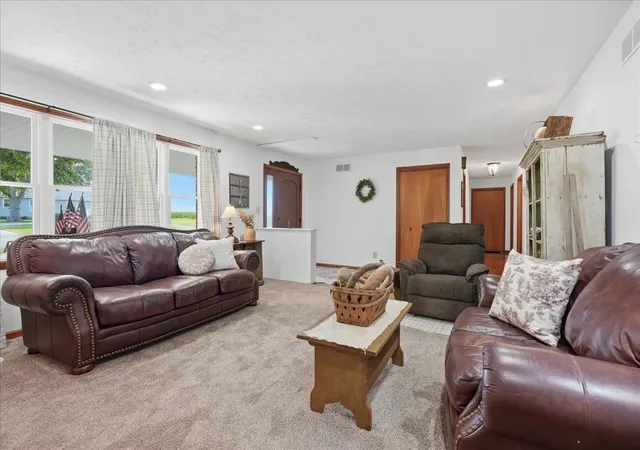 4th image of 511 N Grove St, Colfax, IL 61728 | MLS# 12704112
