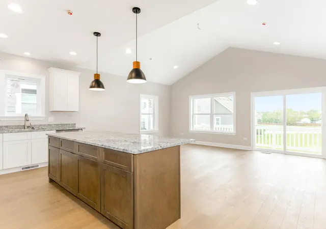 Photo 4 of Single family home for sale at 1452 Somerset Pl, Barrington, IL 60010 | MLS# 12704115 | Listing updated on 2026-08-25