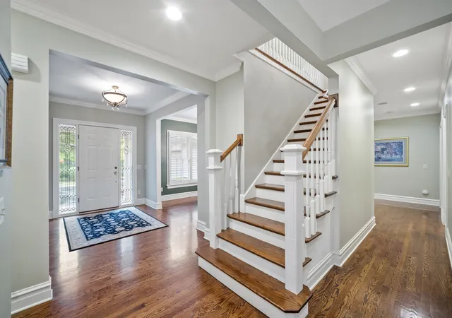 Photo 2 of Sale Pending at 25 Horne St, St. Charles, IL 60174 | MLS# 12704127 | Listing updated on 2026-10-02