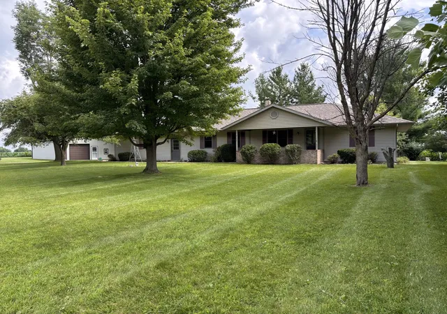Homes for sale in Danvers, IL | 7177 Old Peoria Rd, Danvers, IL 61732 | MLS# 12704132