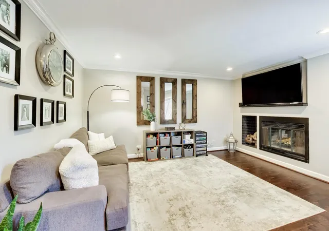 5th image of 309 Redwing Dr, Deerfield, IL 60015 | MLS# 12704174