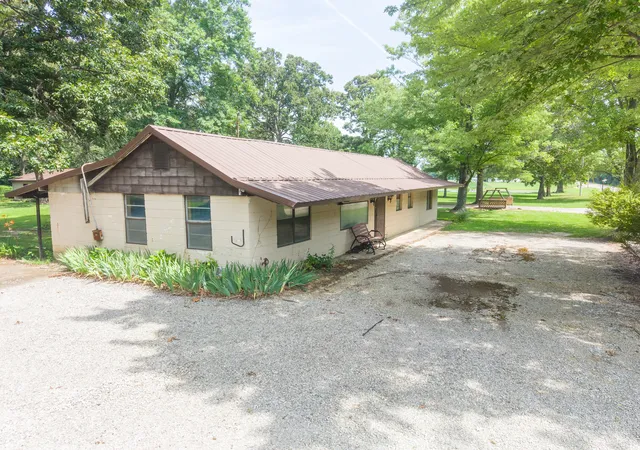 65th image of 209 State Rt 37 S, Kell, IL 62853 | MLS# 12704200