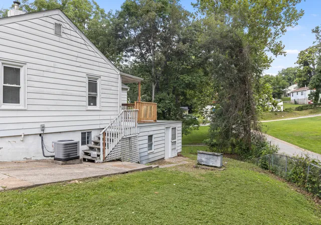 Homes for sale in Alton, IL | 2416 Arthur St, Alton, IL 62002 | MLS# 12704218