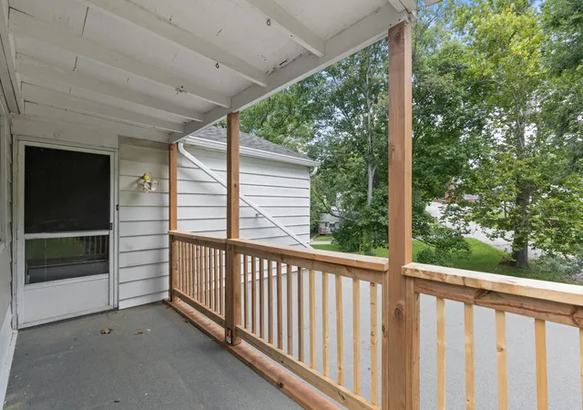 Homes for sale in Alton, IL | 2416 Arthur St, Alton, IL 62002 | MLS# 12704218