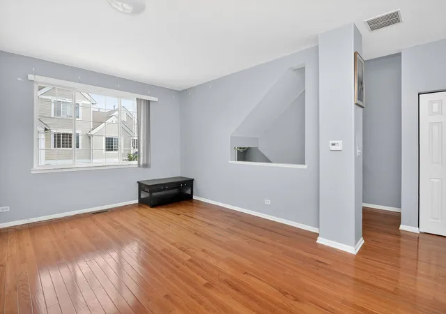 4th image of 1114 Andover Ct, Glendale Heights, IL 60139 | MLS# 12704239