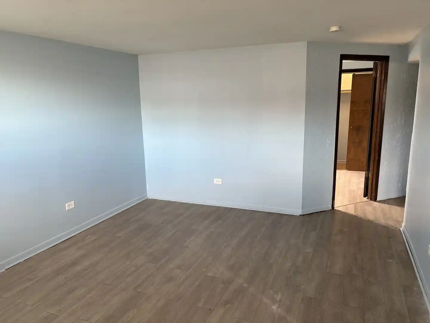 Listing Photo 18 - Condo for sale in 15020 Woodlawn Ave located at 15020 Woodlawn Ave, Dolton, IL 60419 - Unit 15020 Woodlawn Ave