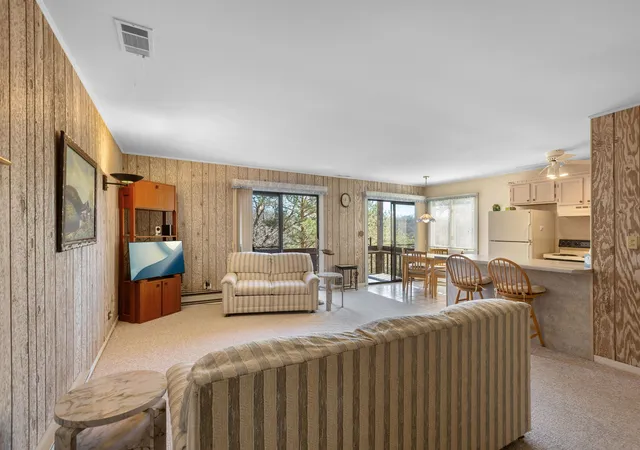 3rd image of 49 Oak Hl Colony, Fox Lake, IL 60020