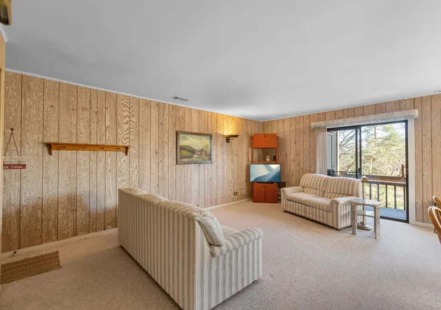4th image of 49 Oak Hl Colony, Fox Lake, IL 60020