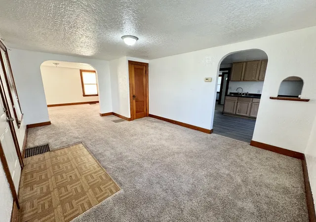 Homes for sale in Geneseo, IL | 549 E Orange St, Geneseo, IL 61254 | MLS# 12704354