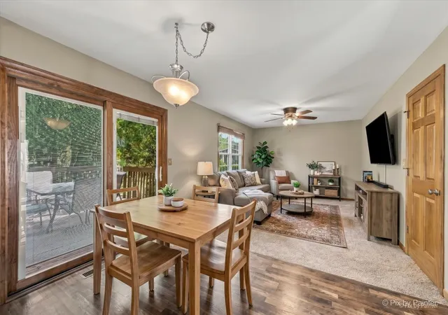 Photo 2 of Single family home for sale at 1253 Evergreen Dr, Carol Stream, IL 60188 | MLS# 12704358 | Listing updated on 2026-10-20