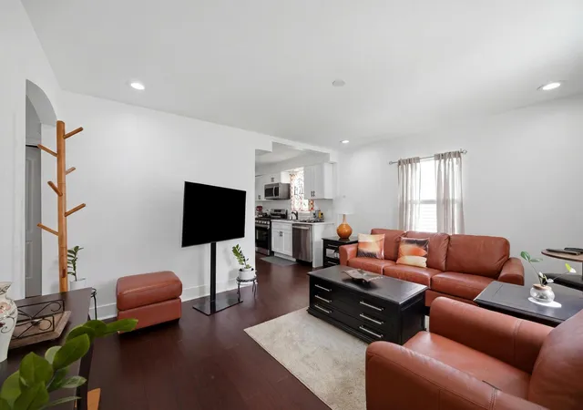 4th image of 12238 S Aberdeen St, Chicago, IL 60643 | MLS# 12704388