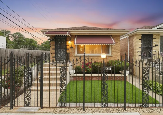 1st image of 5515 S Oakley Ave, Chicago, IL 60636 | MLS# 12704416