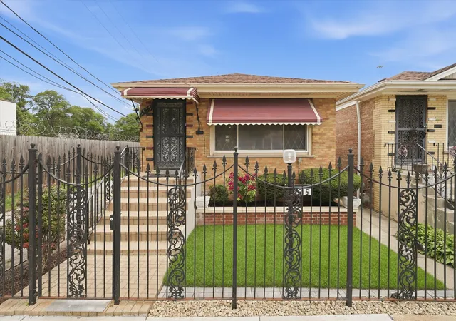 33rd image of 5515 S Oakley Ave, Chicago, IL 60636 | MLS# 12704416
