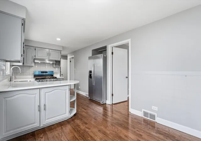 5th image of 5515 S Oakley Ave, Chicago, IL 60636 | MLS# 12704416