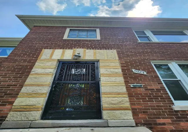 Single family home for sale at 6723 S Euclid Ave, Chicago, IL 60649 | MLS# 12704475