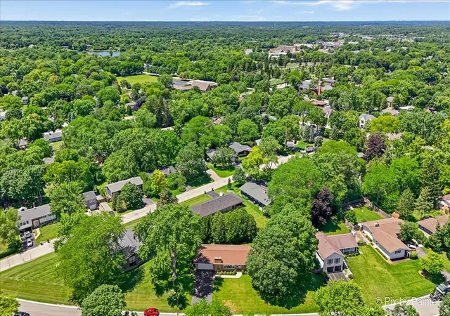 38th image of 824 Skyline Dr, Barrington, IL 60010 | MLS# 12704532