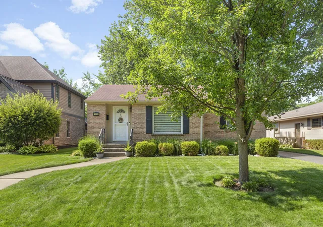 Photo 1 of Sale Pending at 515 Longfellow Ave, Deerfield, IL 60015 | MLS# 12704548 | Listing updated on 2026-09-26