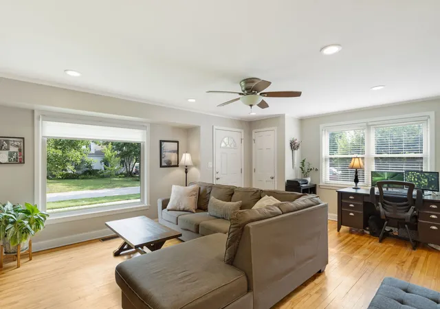 Photo 3 of Sale Pending at 515 Longfellow Ave, Deerfield, IL 60015 | MLS# 12704548 | Listing updated on 2026-09-26