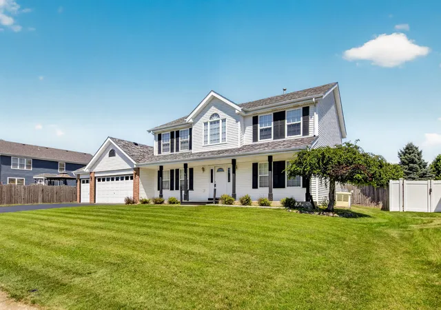 2nd image of 735 Kristi Dr, Byron, IL 61010 | MLS# 12704701
