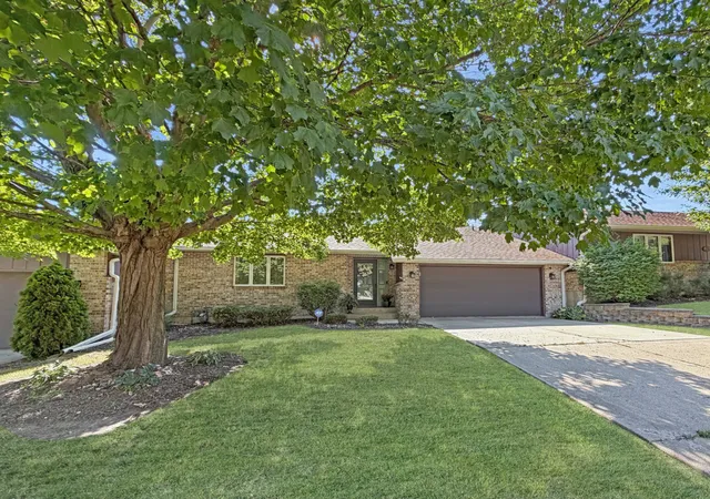 1st image of 550 N Sierra Dr #15, Freeport, IL 61032 | MLS# 12704769