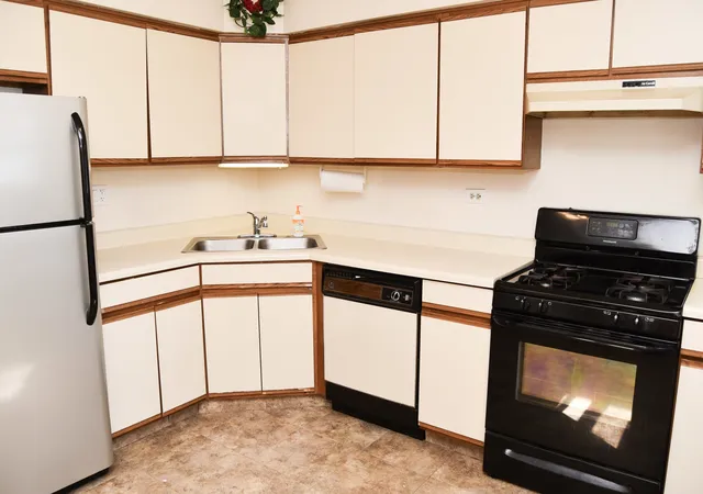 Photo 3 of Townhouse for sale at 34228 N Birch Ln #27c, Gurnee, IL 60031 | MLS# 12704865 | Listing updated on 2026-09-21