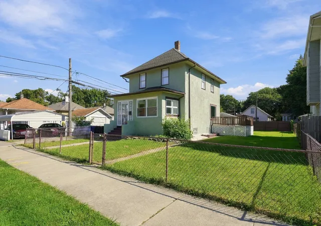 Photo 3 of Single family home for sale at 11715 S Parnell Ave, Chicago, IL 60628 | MLS# 12704900 | Listing updated on 2026-10-07