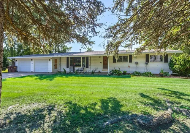 1st image of 908 5th St, Erie, IL 61250 | MLS# 12704970