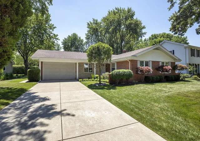 1st image of 3123 Concord Ct, Northbrook, IL 60062 | MLS# 12705029