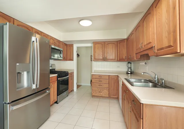 4th image of 3123 Concord Ct, Northbrook, IL 60062 | MLS# 12705029
