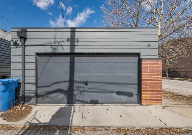 39th image of 559 E 50th St, Chicago, IL 60615 | MLS# 12705056
