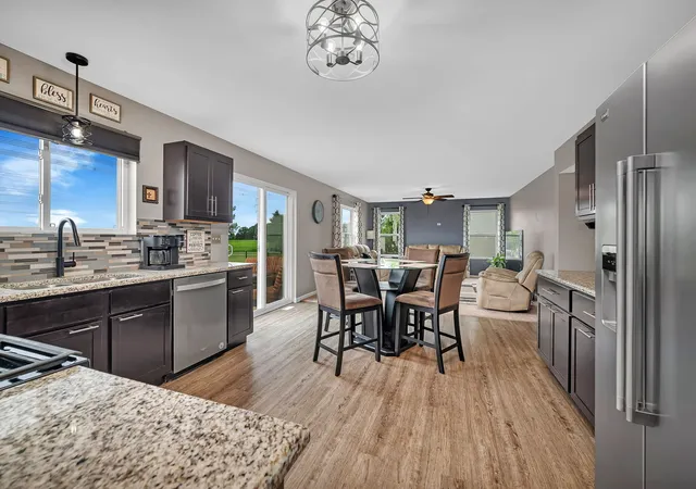 3rd image of 27337 W Deer Hollow Ln, Channahon, IL 60410 | MLS# 12705069