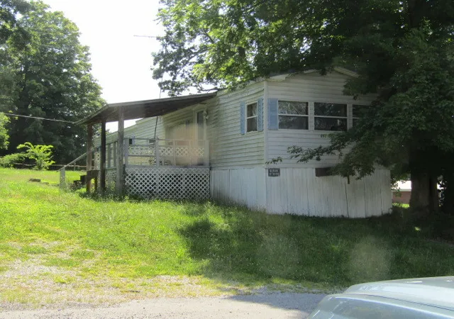 Photo 1 of Manufactured home for sale at 302 Dunn St, Elizabethtown, IL 62931 | MLS# 12705102 | Listing updated on 2026-07-20