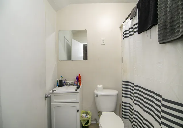 15th image of 220 1/2 Entrance Ave S, Kankakee, IL 60901 | MLS# 12705117