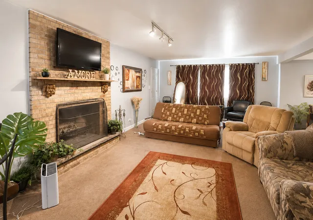 Photo 3 of Single family home for sale at 15226 Oxford Dr, Orland Park, IL 60462 | MLS# 12705154 | Listing updated on 2026-08-24