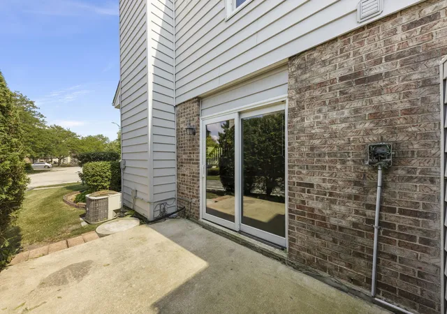 26th image of 15520 Westminster Dr #15520, Orland Park, IL 60462 | MLS# 12705177