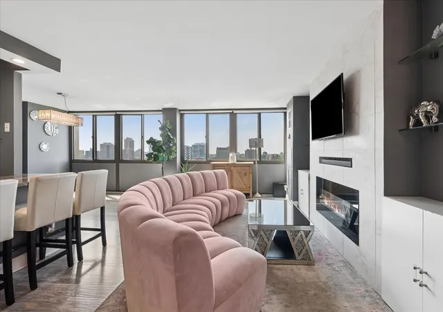 Photo 3 of Condo for sale at 4850 S Lake Park Ave #1201, Chicago, IL 60615 | MLS# 12705188 | Listing updated on 2026-08-31