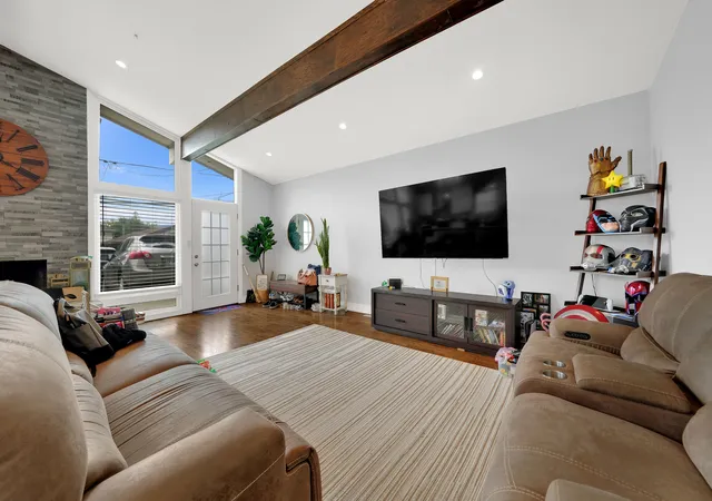 Photo 4 of Single family home for sale at 5141 Touhy Ave, Skokie, IL 60077 | MLS# 12705218 | Listing updated on 2026-09-22