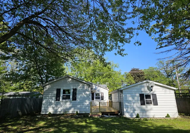 Photo 1 of Single family home for sale at 3015 Ezekiel Ave, Zion, IL 60099 | MLS# 12705242 | Listing updated on 2026-09-24