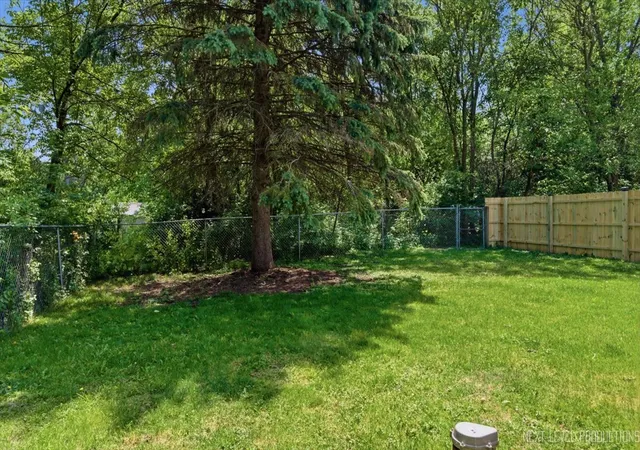 31st image of 1n255 Prairie Ave, Glen Ellyn, IL 60137 | MLS# 12705246
