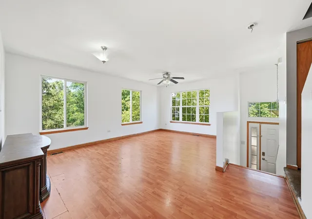 Photo 3 of Condo for sale at 531 Meadow Lily Dr, Joliet, IL 60431 | MLS# 12705303 | Listing updated on 2026-08-17